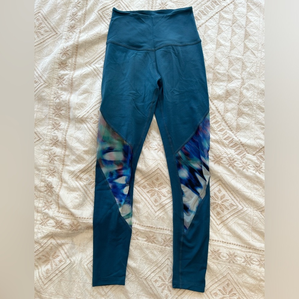 Beyond yoga leggings